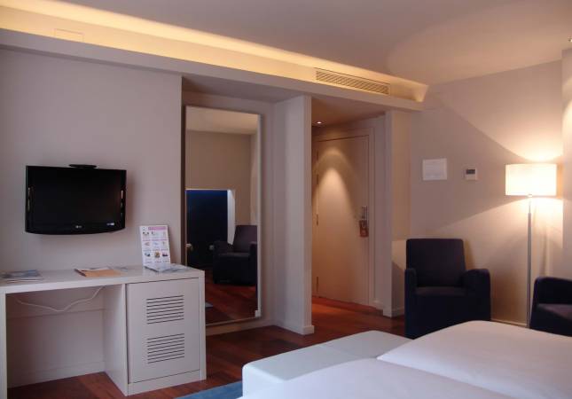 Ambiente de descanso en Hotel Gran Claustre. Relájate con los mejores precios de Tarragona